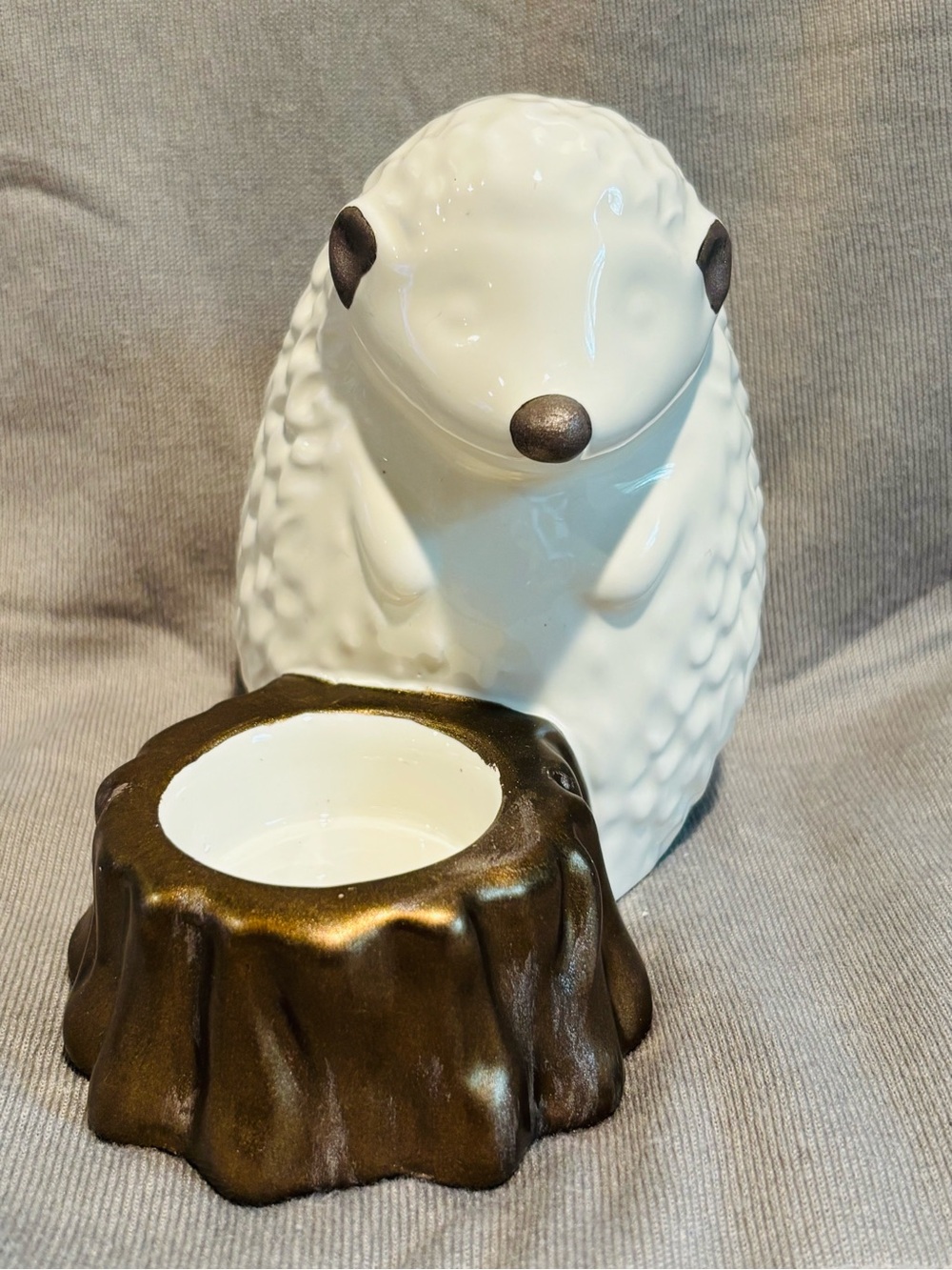Ceramic Hedgehog Tealight Holder - Picture 7 of 7